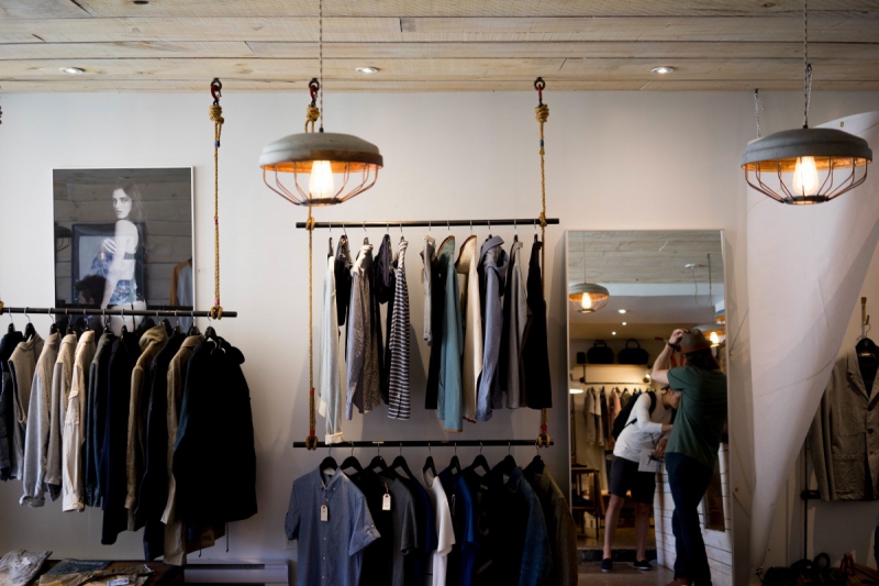 boutique-LA CRAU-min_boutique